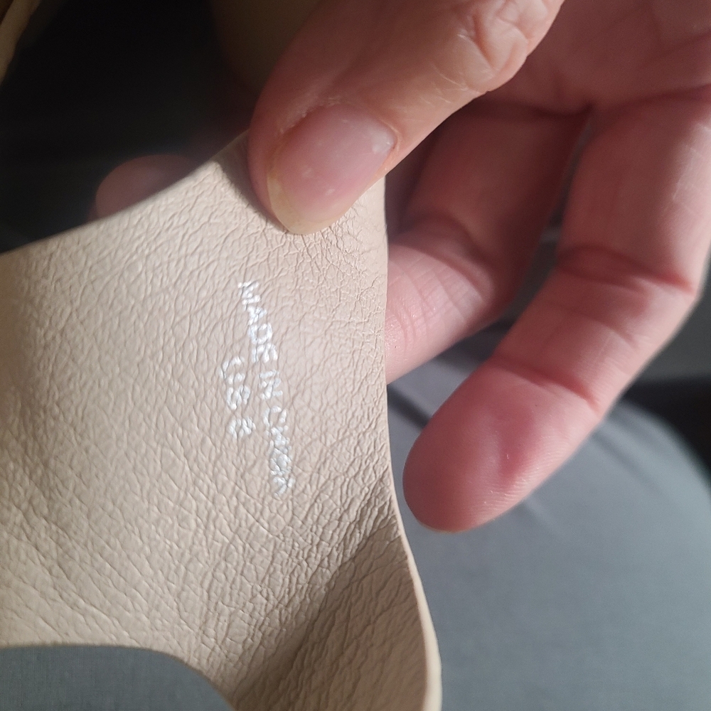 Massage Ortho + Rest Beige Women's Happier Sandals - Picture 10 of 11